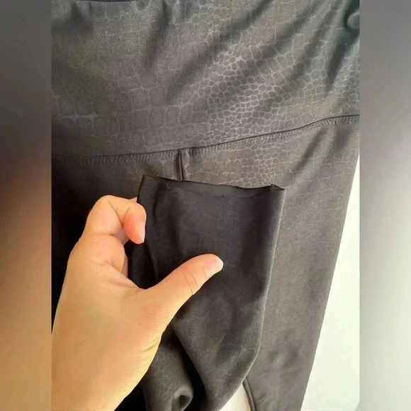 Women’s black leopard print leggings by Wild Fable size XS - Picture 7 of 14